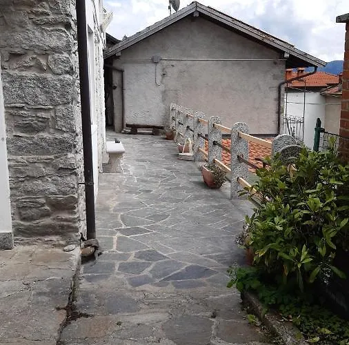 Casa Adriana Con Incantevole Vista Apartman Bee