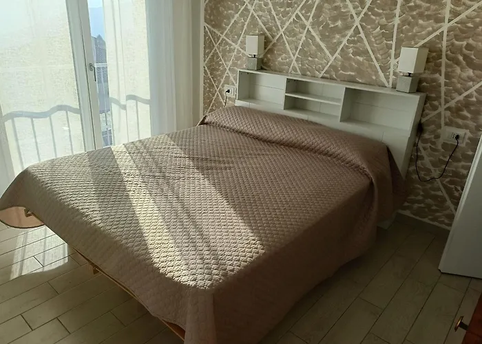 Casa Adriana Con Incantevole Vista 아파트 Bee